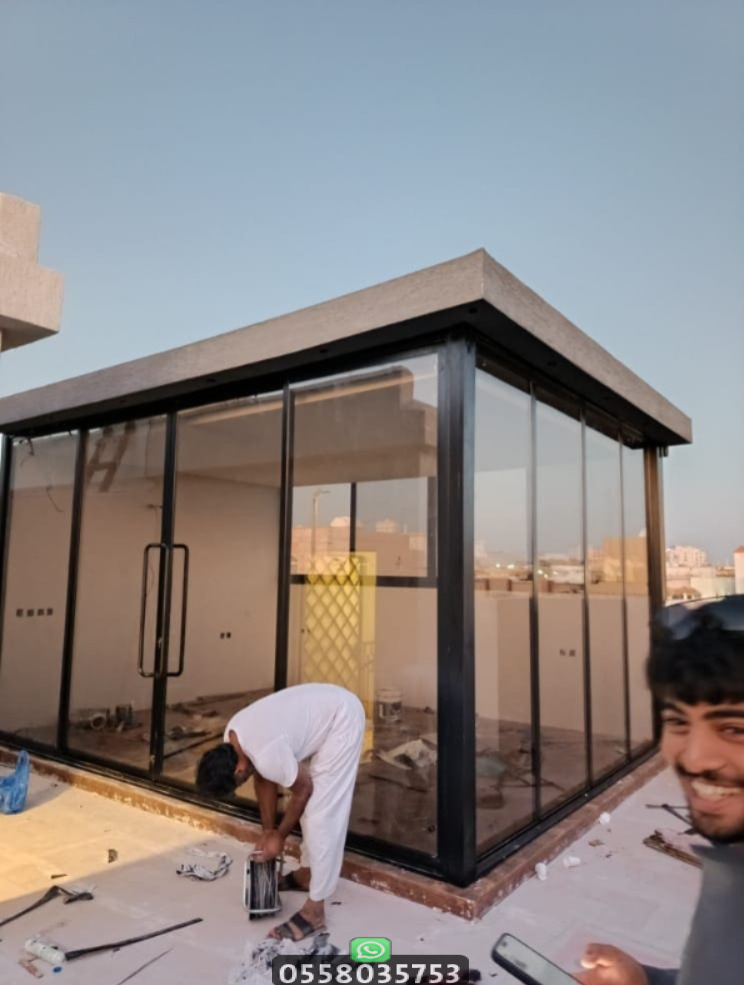 بناء مجلس ساندوتش بانل